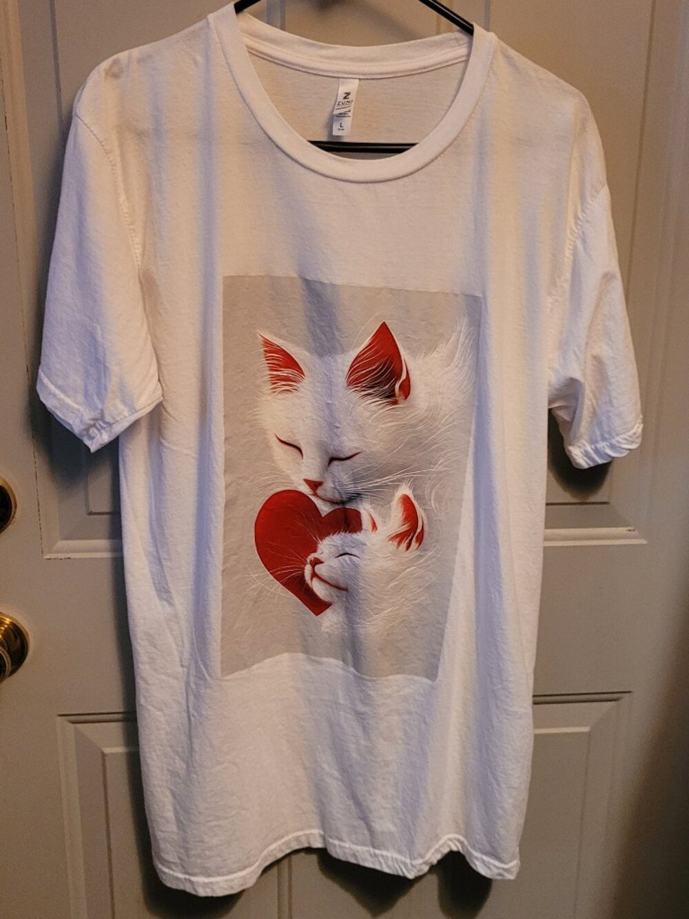 Zuni Sweet White Cats with a Red Heart T-Shirt Misses Large